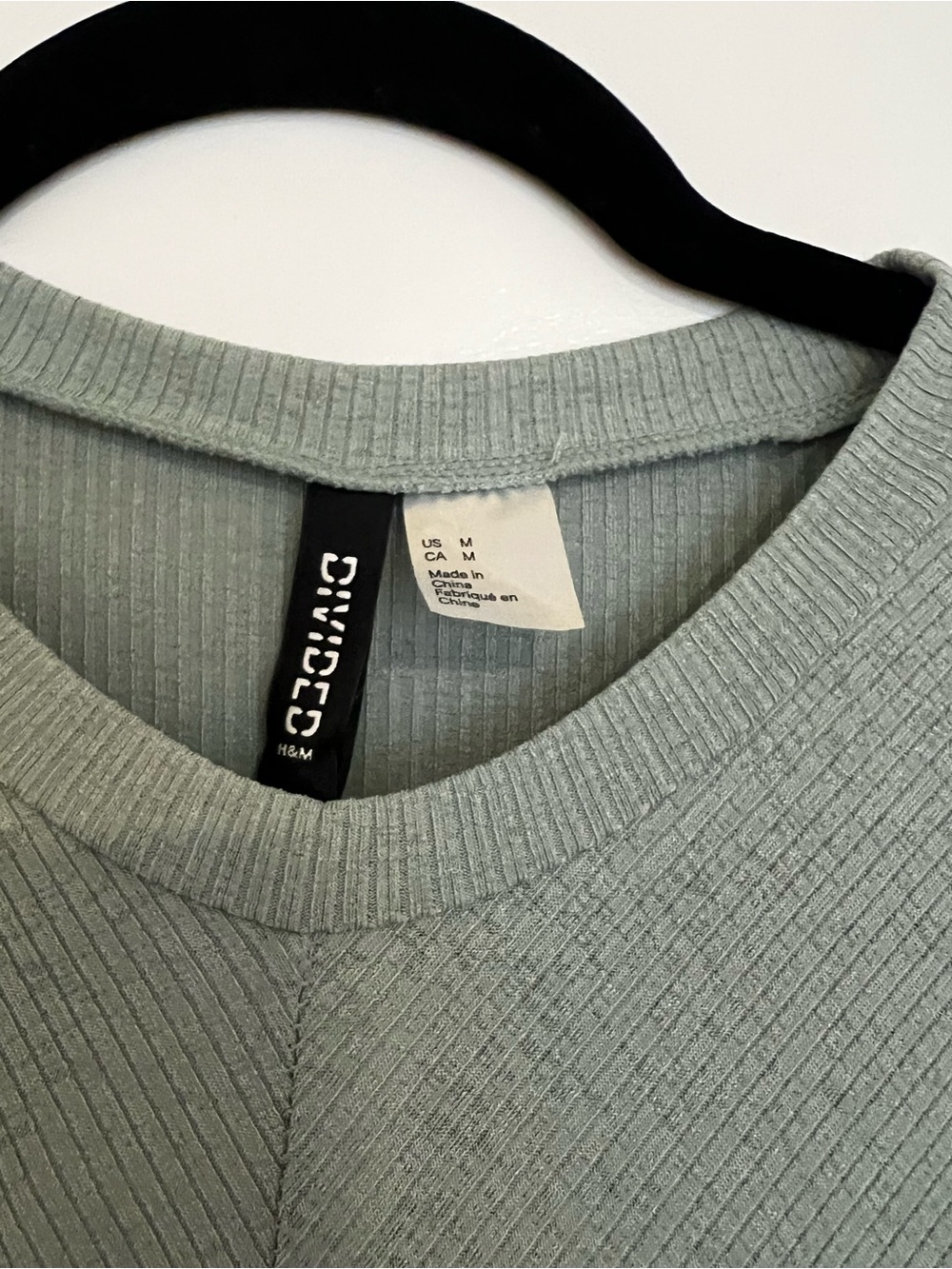 H&M Sage Green Twist-Front Crop Top - Picture 3 of 5